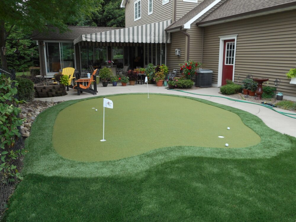 Artificial Putting Greens